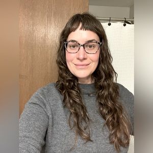 Meet your Posher, April